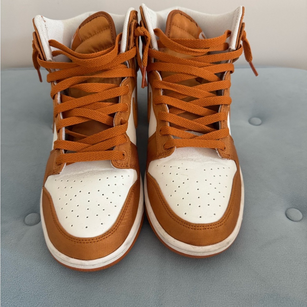 High-Top Sneakers in White and Brown Nike size 9 burnt orange